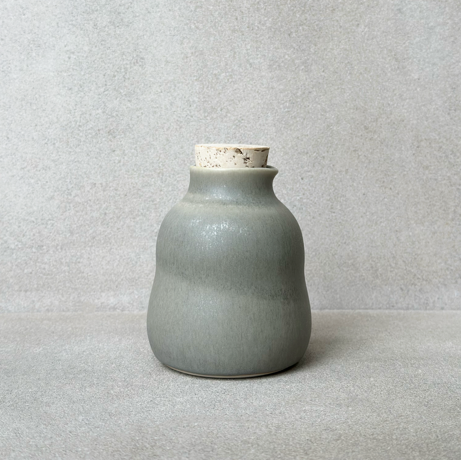 TQD Olive Oil Container / earthstone