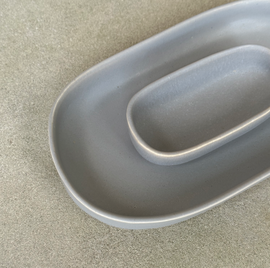 Oval Tray / Grey