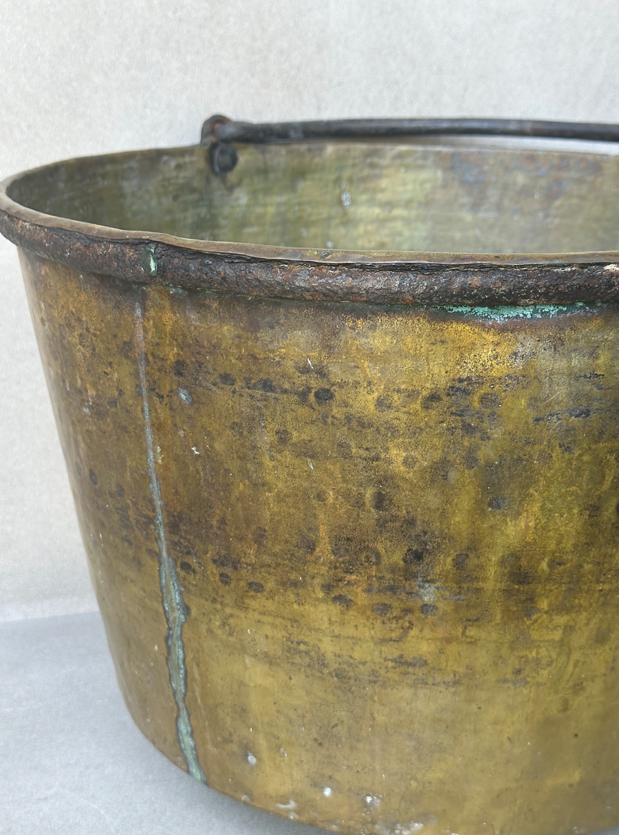 Vintage Apple butter cauldron