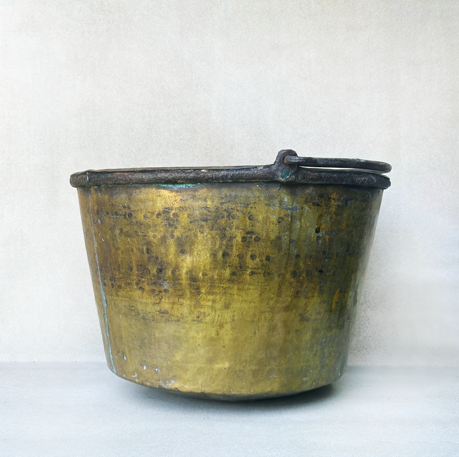 Vintage Apple butter cauldron