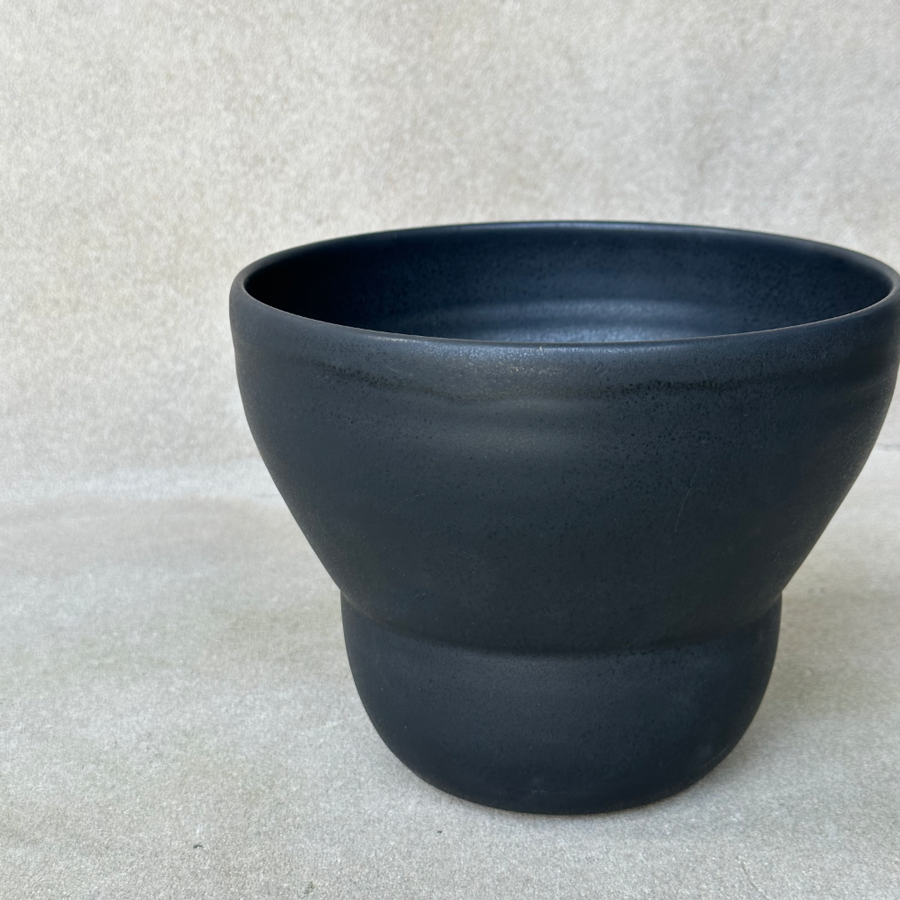 TQD Porcelain Planter / Large Black