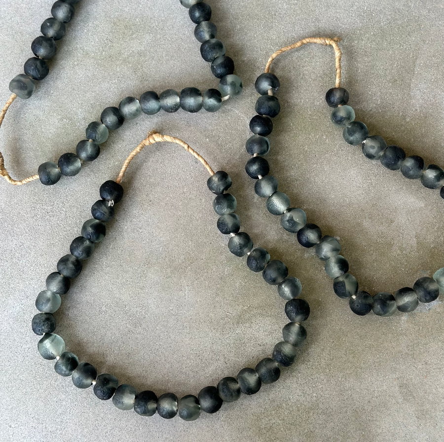 African Glass Beads - Mottled Black