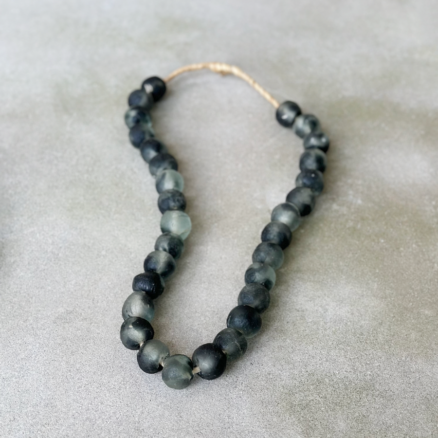 African Glass Beads - Mottled Black