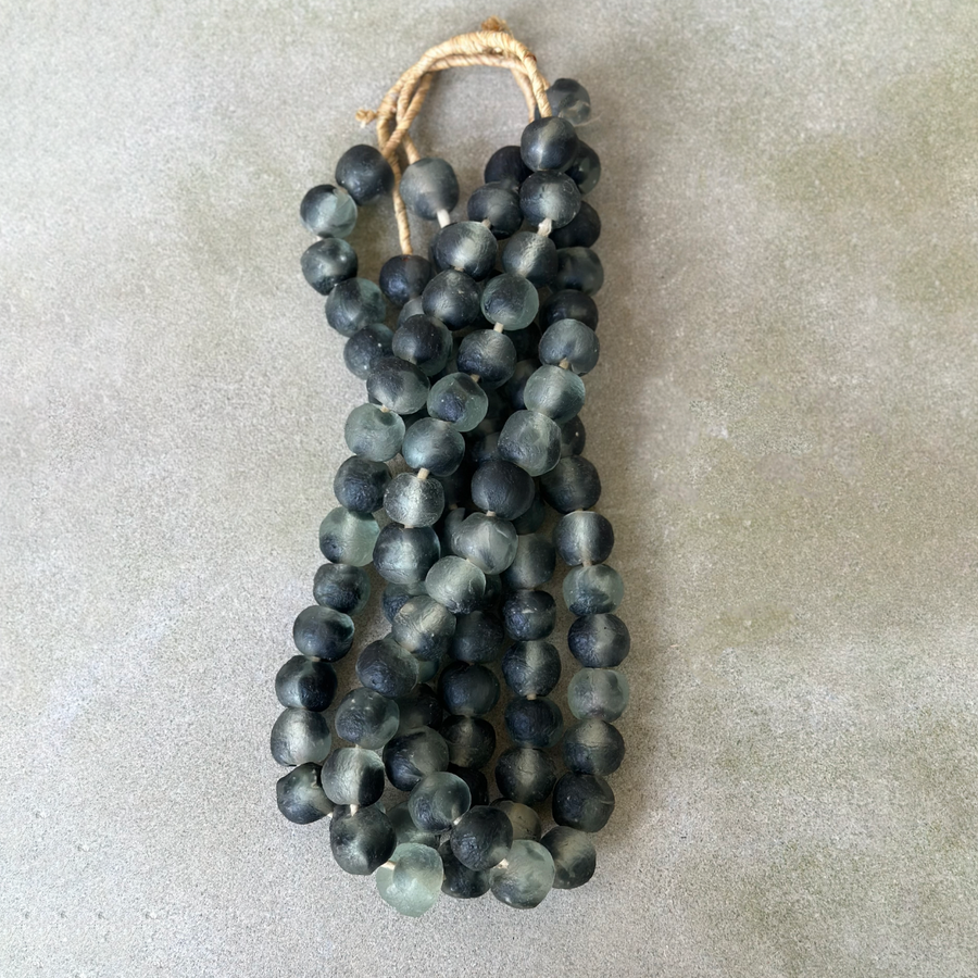 African Glass Beads - Mottled Black