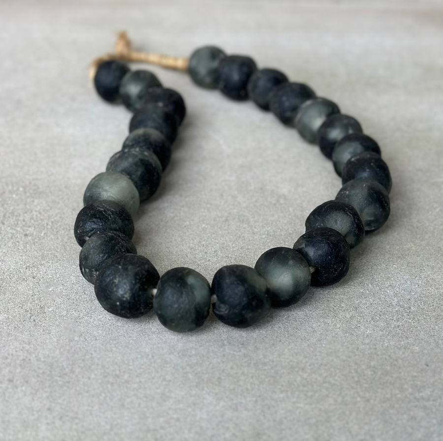 African Glass Beads - Mottled Black