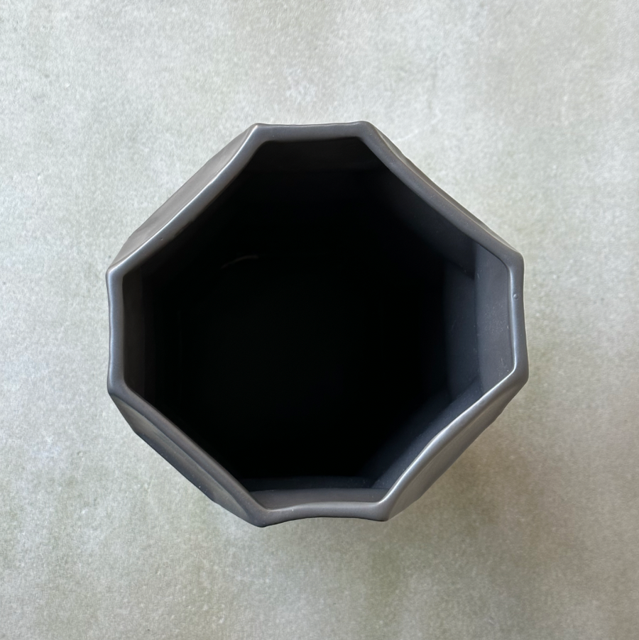 MATTE CHARCOAL CERAMIC VASE - TALL