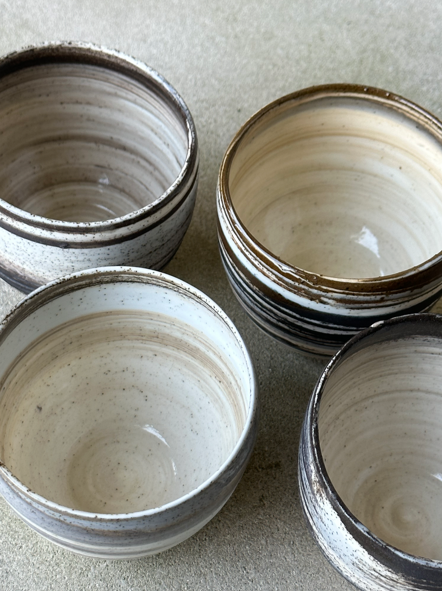 Laima stoneware marbled bowls
