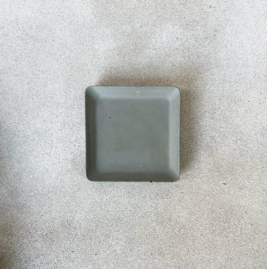 Concrete Trinket Tray / Fog