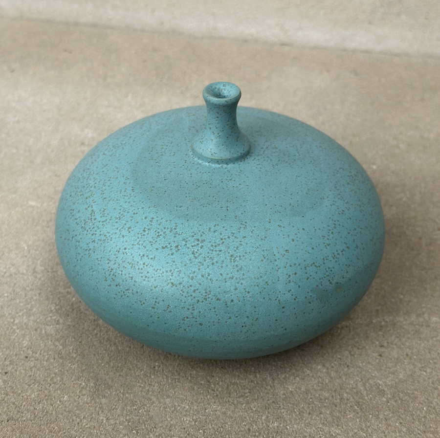 Dara Schuman Aqua Squat Vase