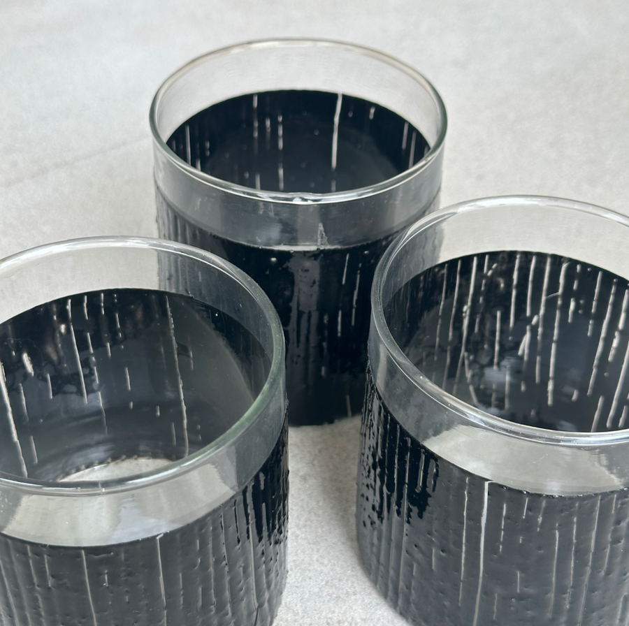 Black Enameled Hurricane