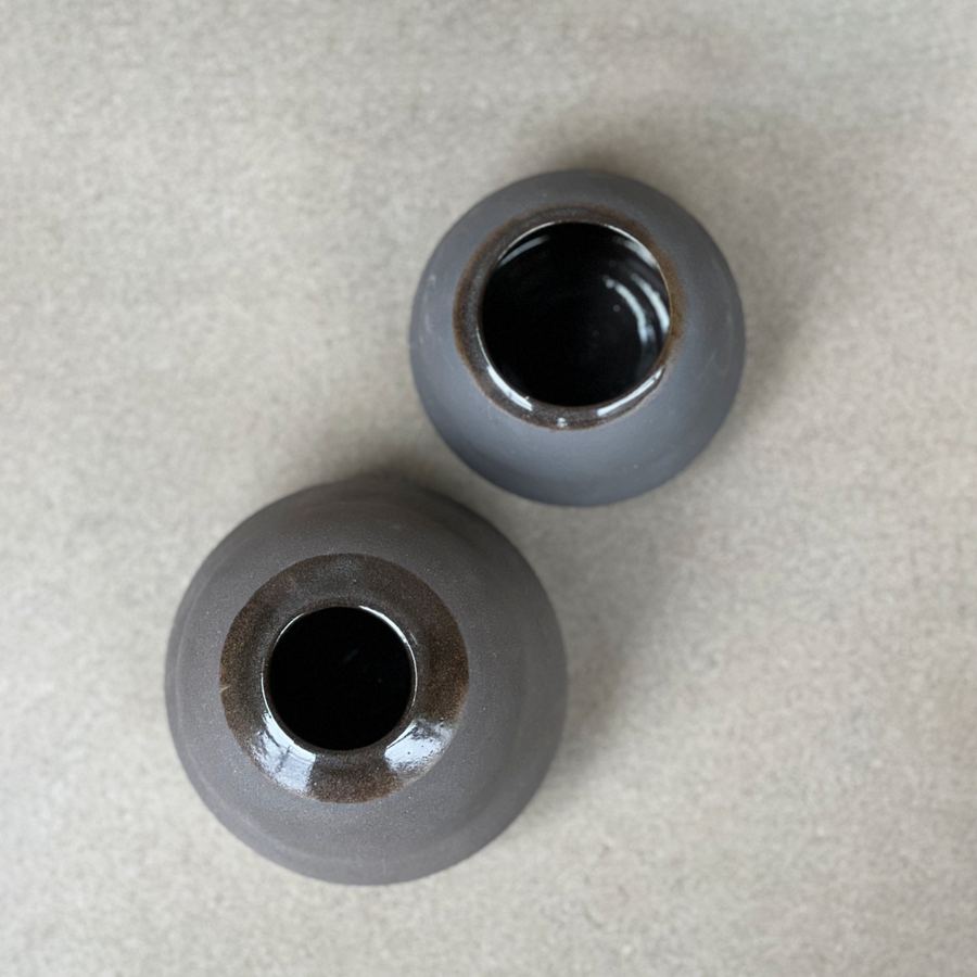 TQD Porcelain Vase / Large Dark Chocolate