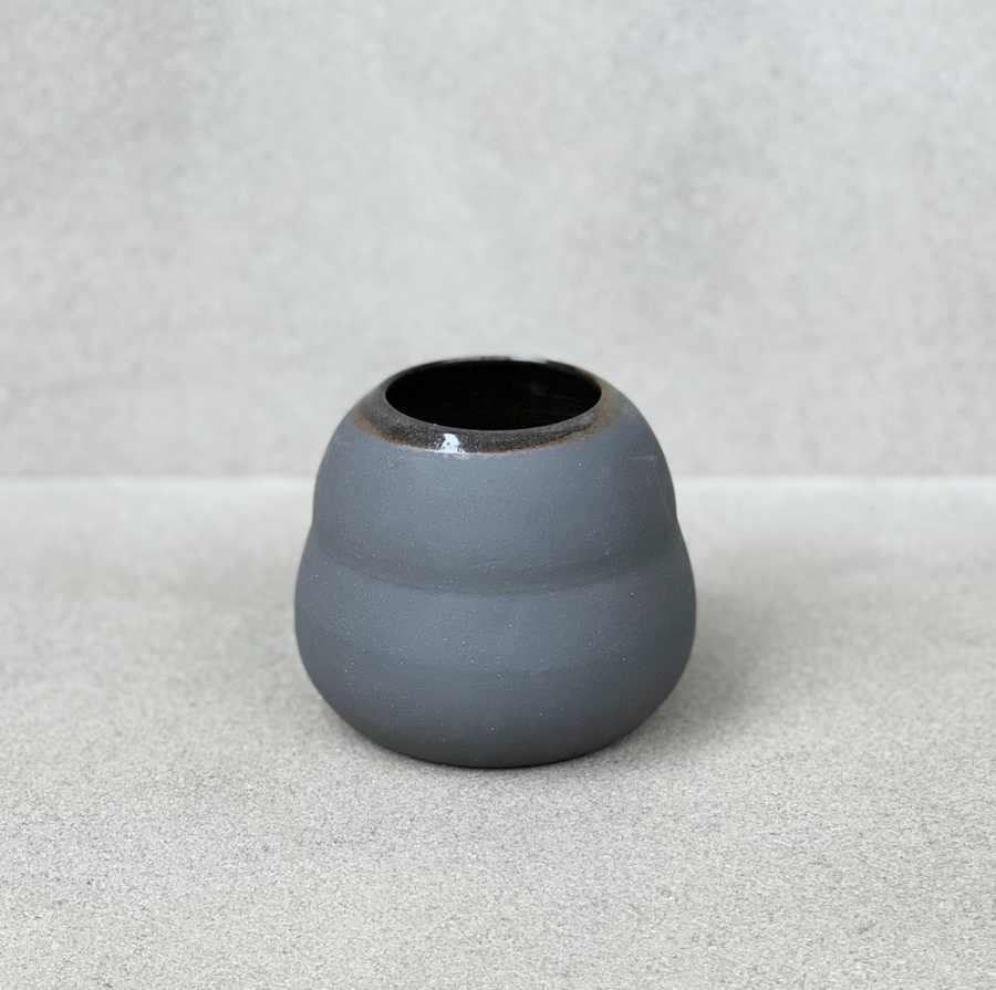 TQD Porcelain Vase / Medium Dark Chocolate