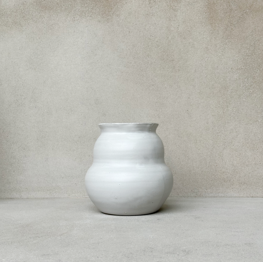 Juno Vase / Short / White