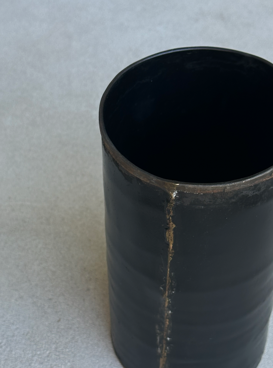 Black Iron Cylinder / Tall Black
