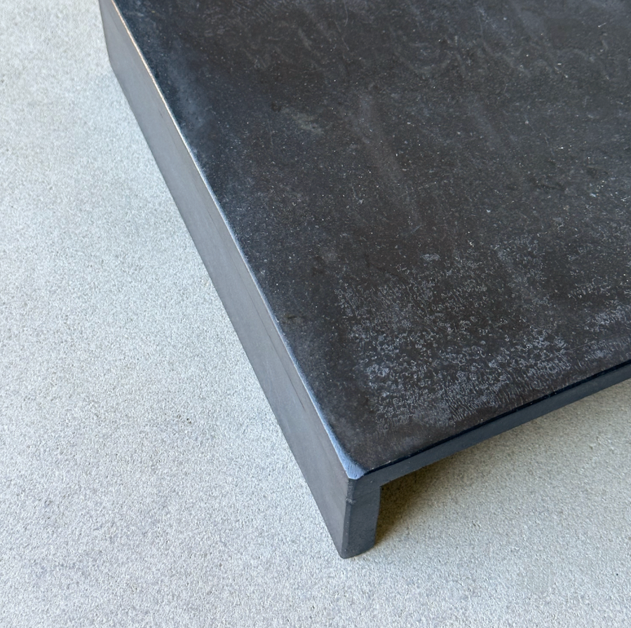 Marble Waterfall Black Board/Riser