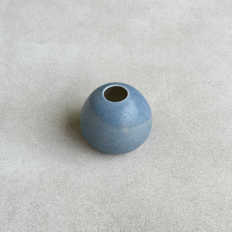 Blue Haze Bud Vase / Squat