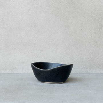 Moondust Bowl / Black
