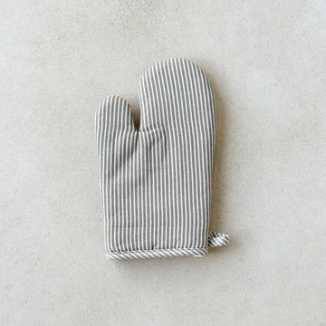 Simple Stripe Oven Mitt