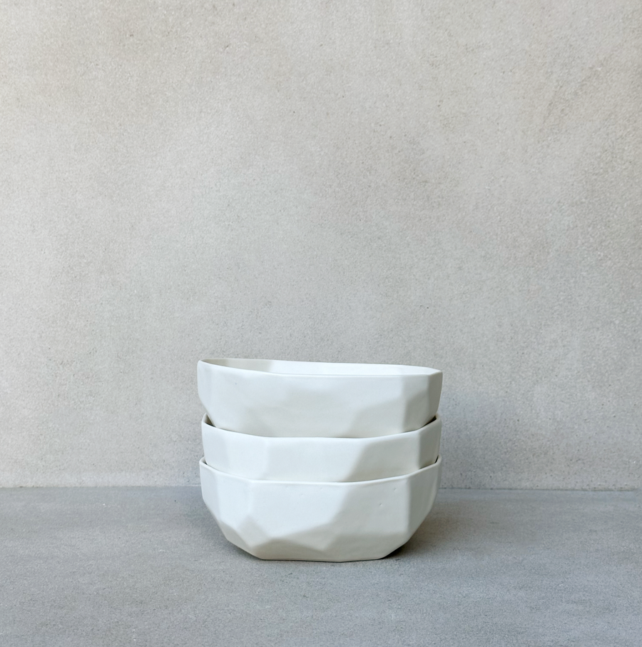 Bevel Bowl / Large Matte White