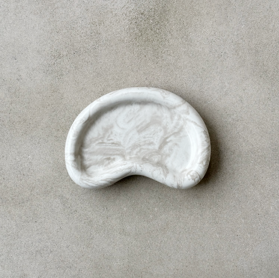 Faba - Concrete Tray / ANTIQUE MARBLE