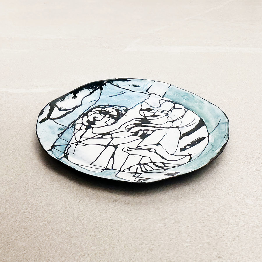 Two Figures Enamel Dish