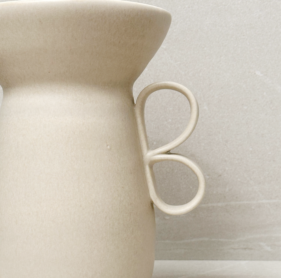 TQD Cloud Pitcher / Sandstone