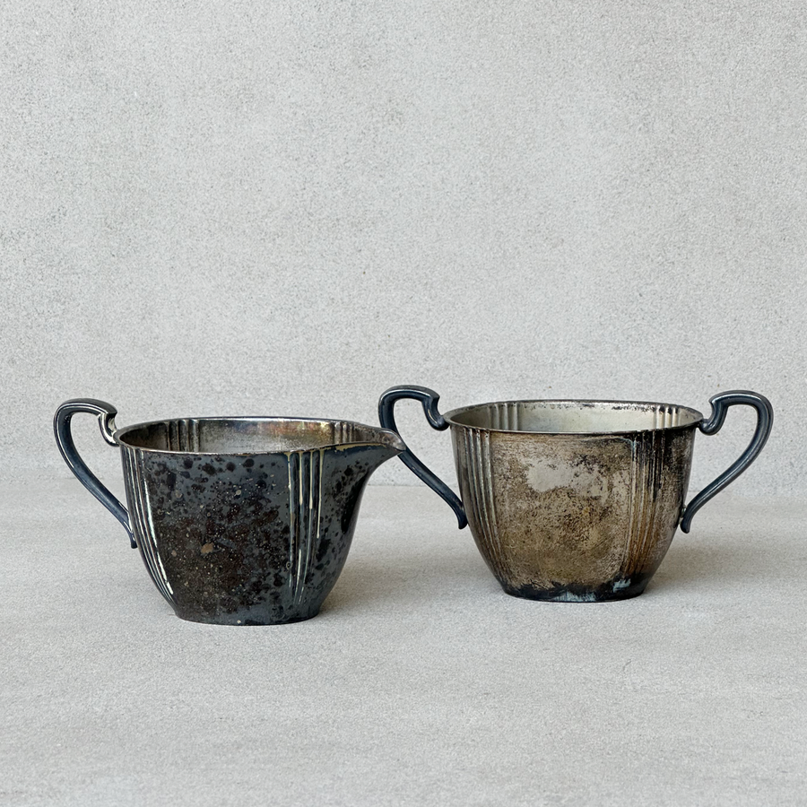 Vintage Art Deco Sugar and Creamer set/2