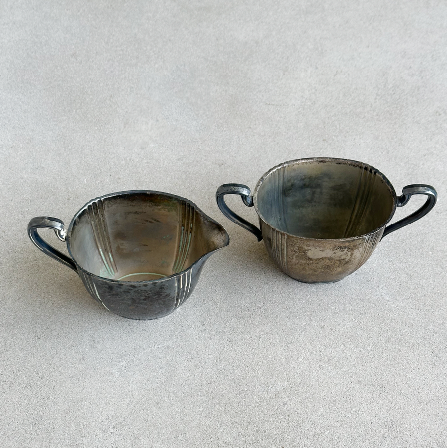 Vintage Art Deco Sugar and Creamer set/2