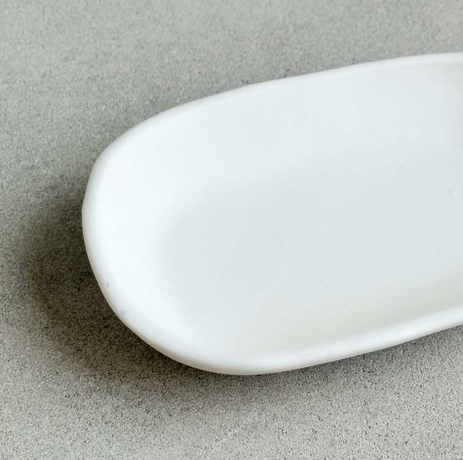 Matte Ivory Rounded Edge Stoneware Tray