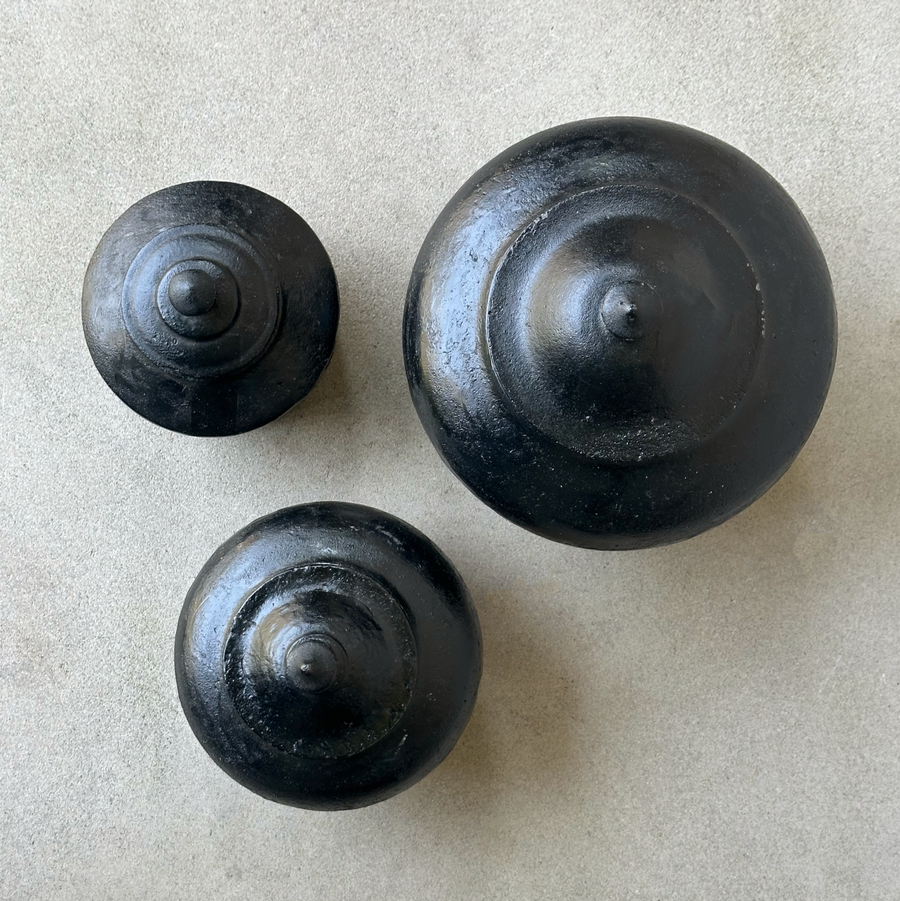 Vintage Cast Iron Vessels