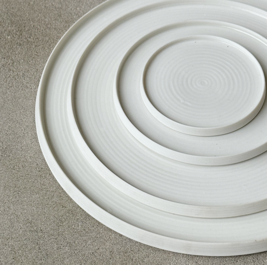 Matte White Concentric Ring Tray