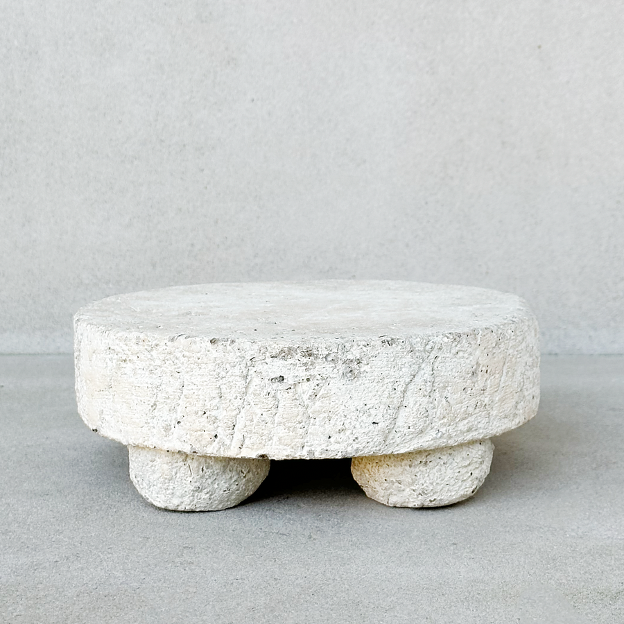Primitive Round Pedestals