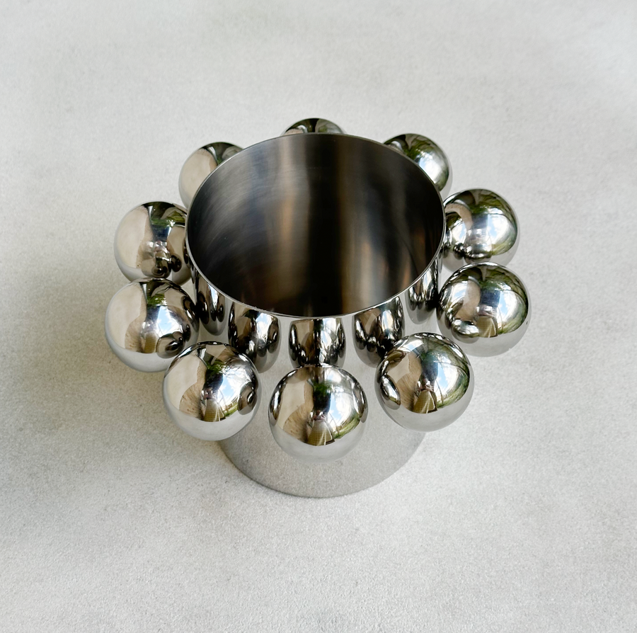 Metal Ball Vase / Short