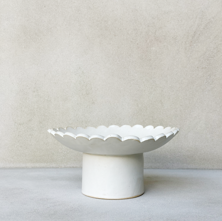 Scalloped Pedestal Bowl