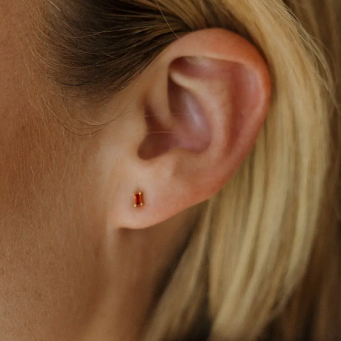 Dara Red Garnet Baguette Stud Earrings in Gold