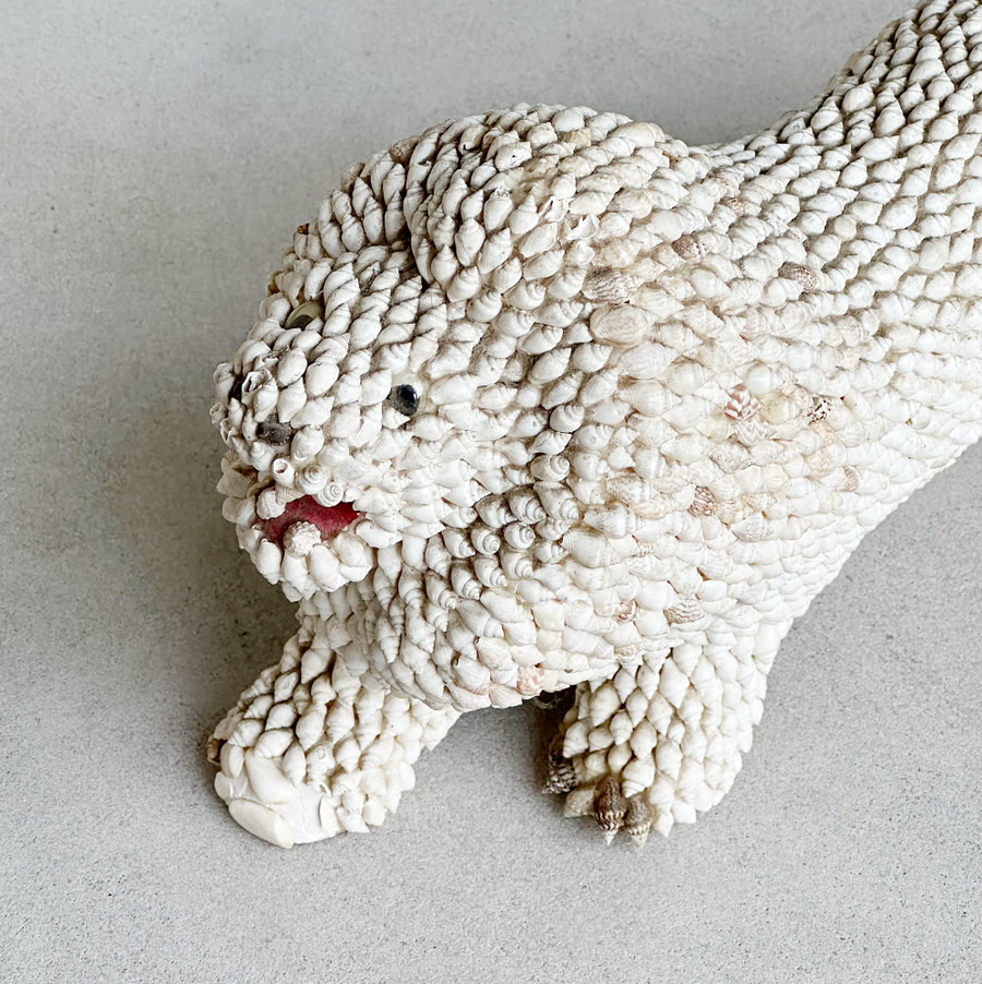 Vintage Shell Art Lion