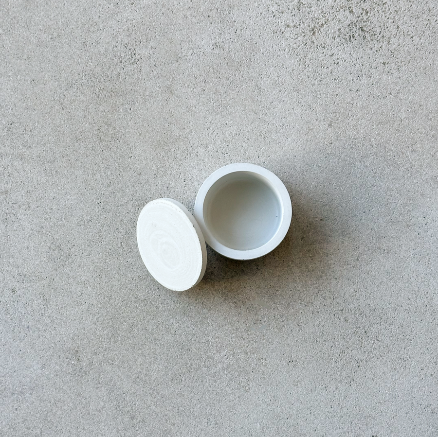 Liten Behållare Container / Bone