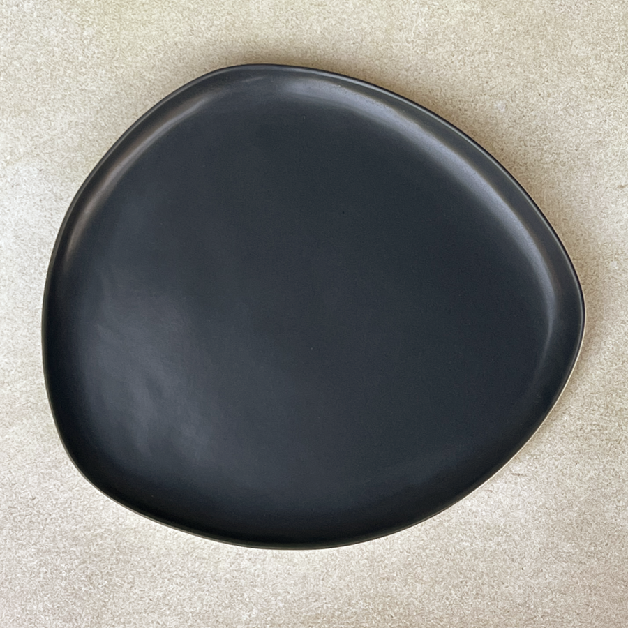 Mineral Collection / Dinner Plate / Black