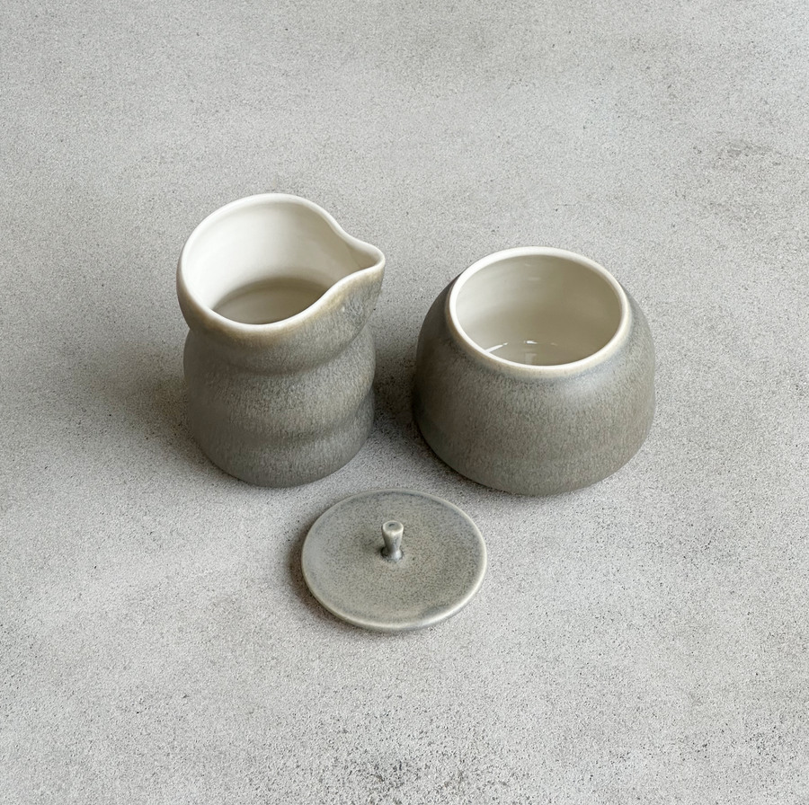 TQD Cream and Sugar Set of 2 / Earthstone