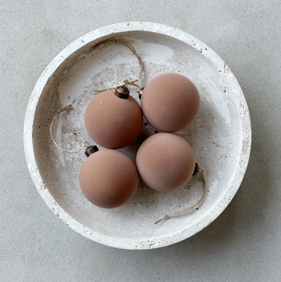 Cinnamon Dust flocked ornament - 3