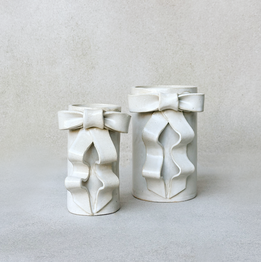 Salto Bow Vase