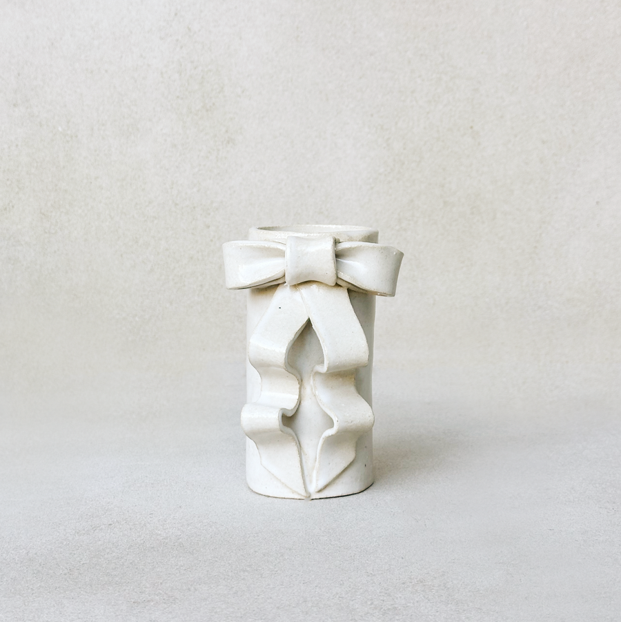 Salto Bow Vase