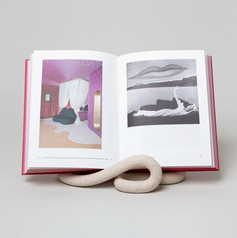 Lumbra Book Stand, Sand