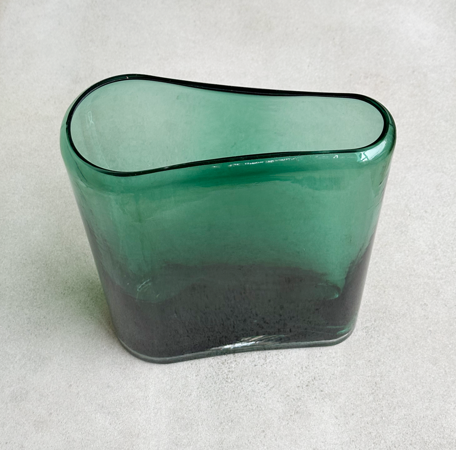 Emerald Green Ovoid Vase