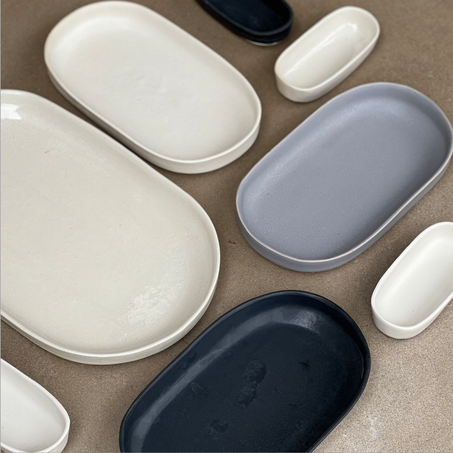 Oval Tray / Grey