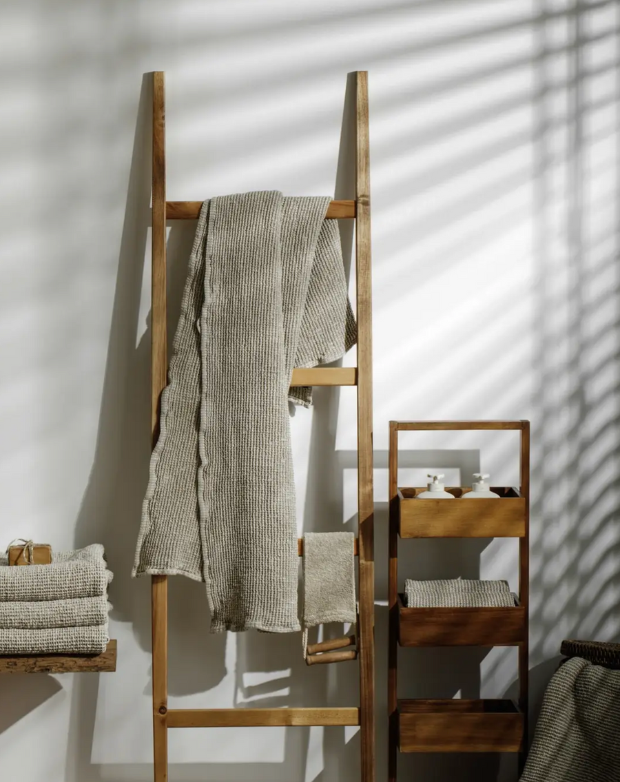 Linen waffle bathroom towel / Large