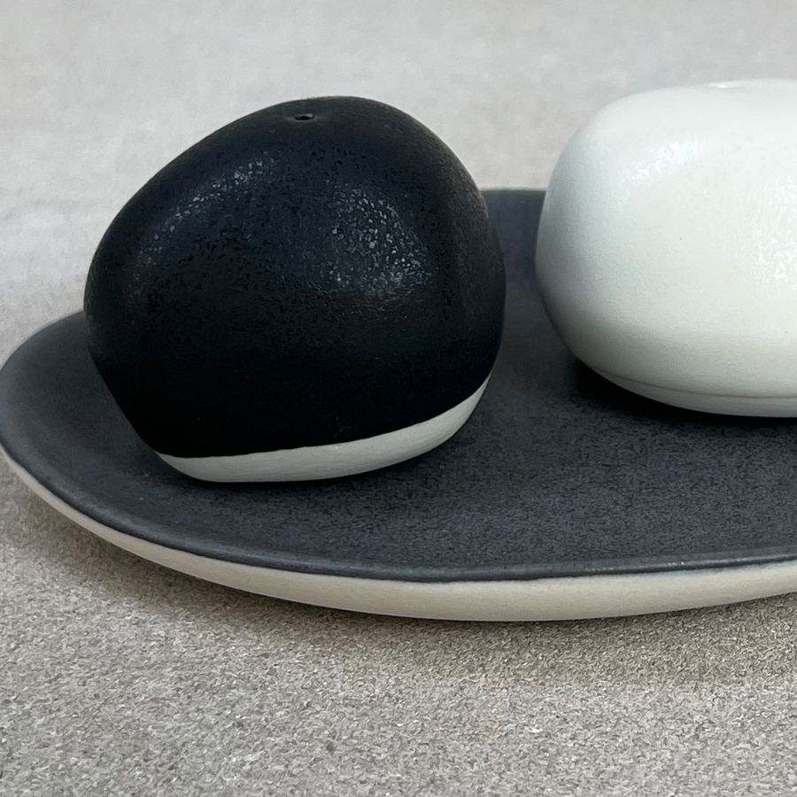 Salt & Pepper set of 3 / Moonstone Tray