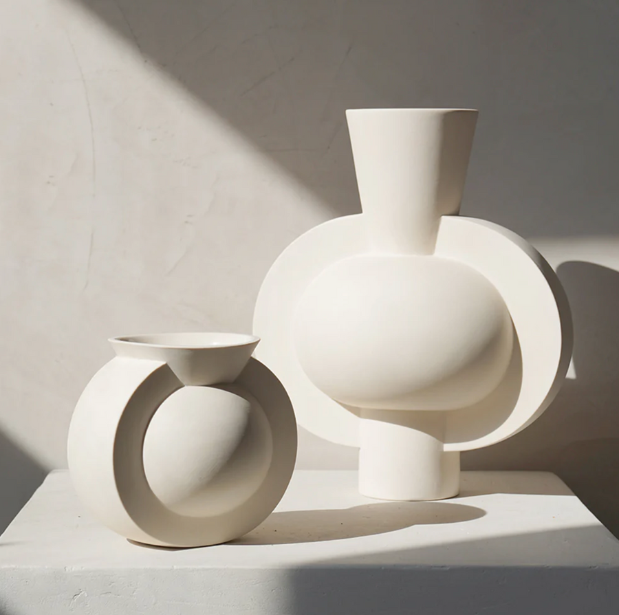 Rhea Vase / Snow