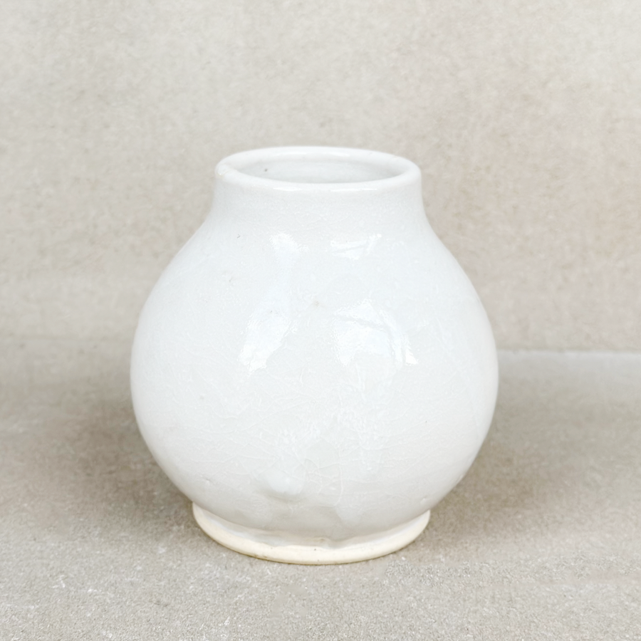 Goldie Pot Glossy White Bulb Vase