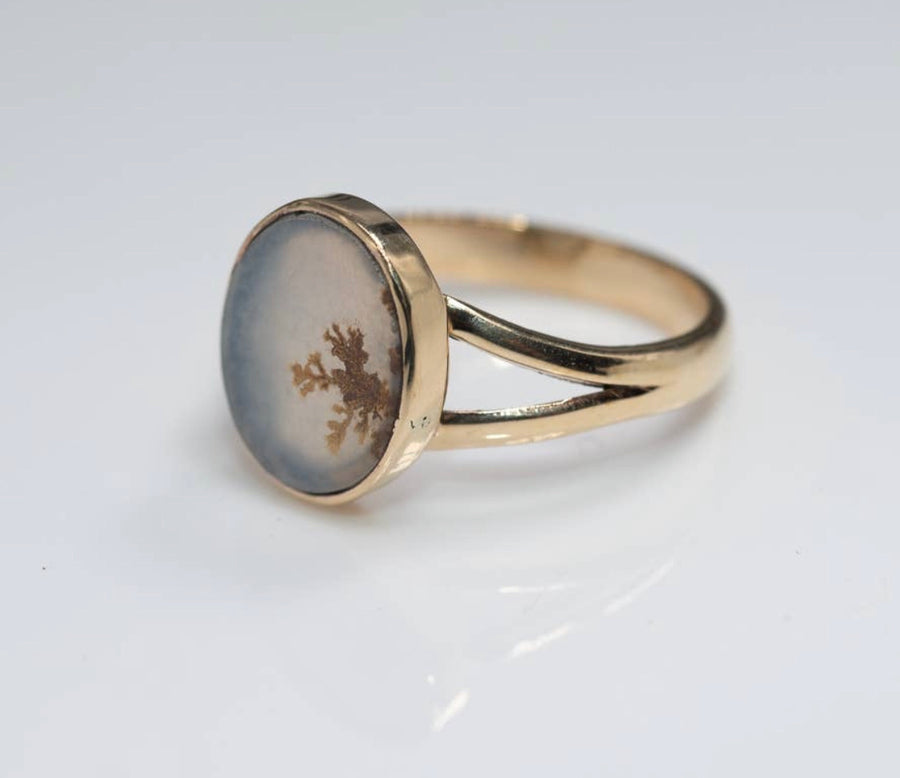Scenic quartz ring / size 7
